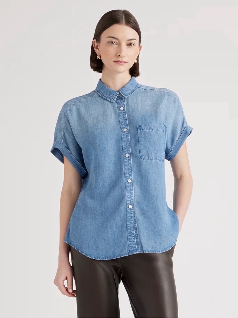 Denim Woman's Chambray Shirt - Casual Button-Up